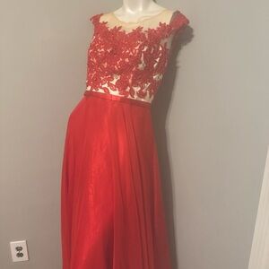 MayQueen couture Red Gown with Lace Details. Rhinestones size 4 NWT